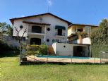 Bela Casa com 1503 m em So Roque